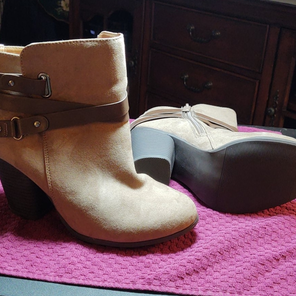 Torrid ankle boots - Picture 2 of 4